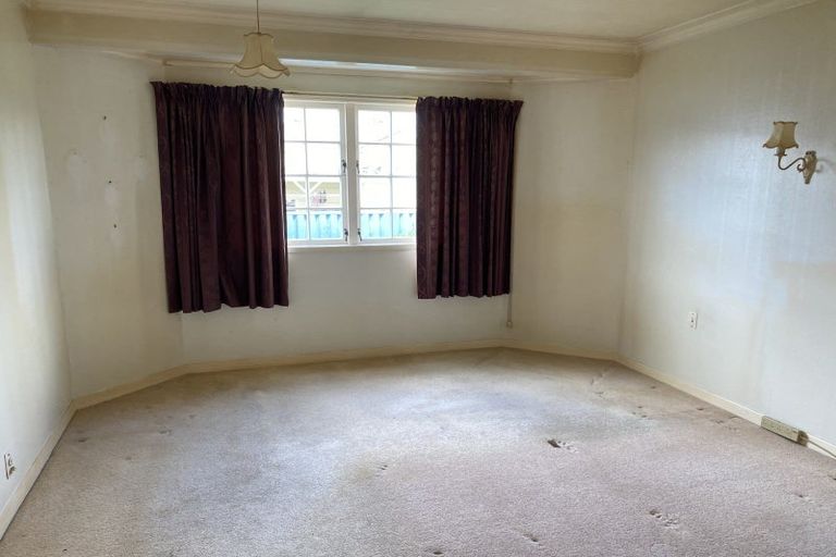 Photo of property in 186 High Street, Eltham, 4322