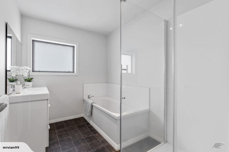 Photo of property in 8 Southill Way, Pyes Pa, Tauranga, 3112