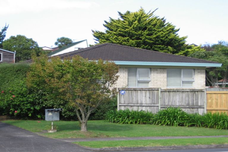 Photo of property in 1/112 Prince Regent Drive, Half Moon Bay, Auckland, 2012