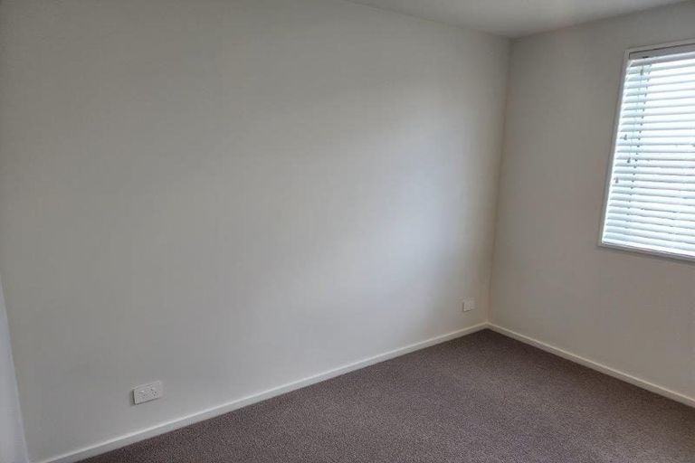 Photo of property in 4/40 New Brighton Road, Shirley, Christchurch, 8061