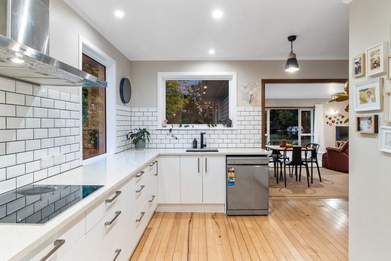 Photo of property in 24 Trigg Road, Huapai, Kumeu, 0810