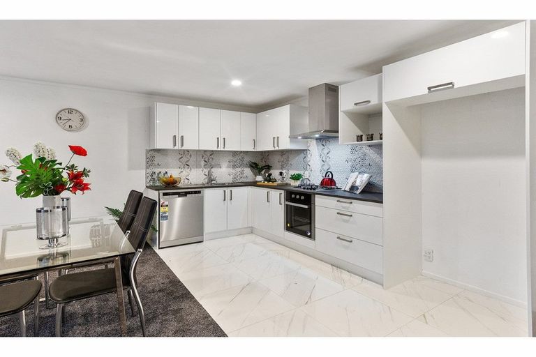 Photo of property in 4a Olympic Place, Papakura, 2110