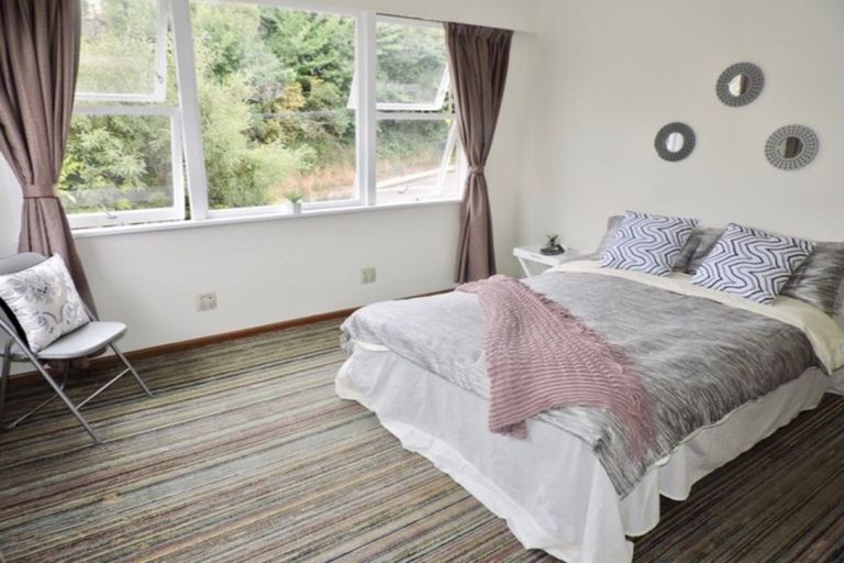 Photo of property in 89 Redwood Avenue, Tawa, Wellington, 5028