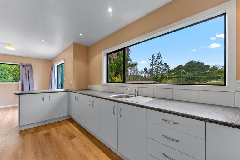 Photo of property in 38a Marshall Road, Kaiwaka, 0573