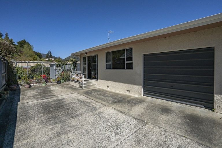 Photo of property in 3/108 Grove Street, The Wood, Nelson, 7010