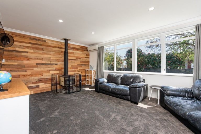 Photo of property in 3 Martin Street, Waikanae, 5036