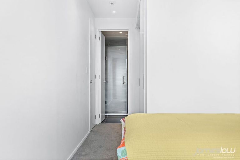 Photo of property in 205/1 Buscomb Avenue, Henderson, Auckland, 0610