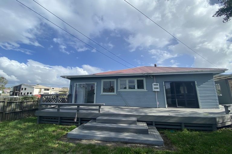 Photo of property in 11 Gordon Road, Papatoetoe, Auckland, 2025