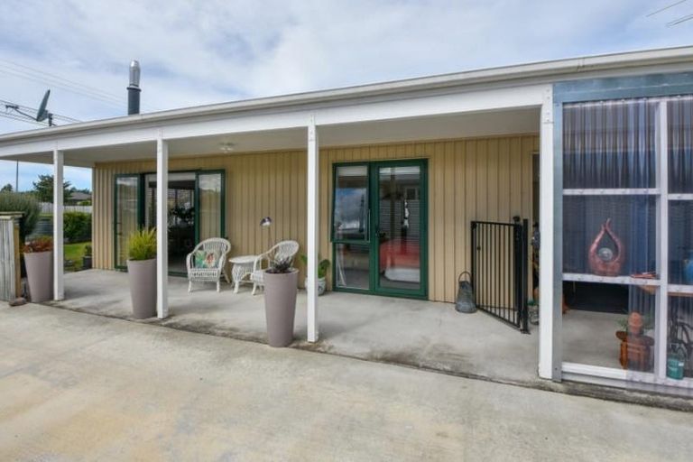 Photo of property in 19a Charles Street, Carterton, 5713