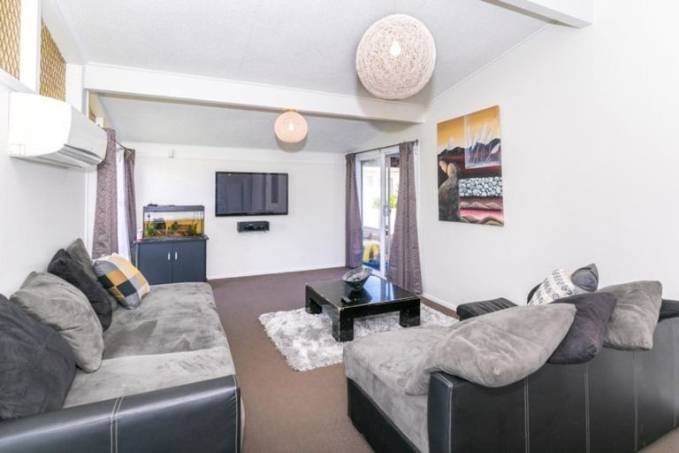 Photo of property in 16 Lethborg Street, Dinsdale, Hamilton, 3204