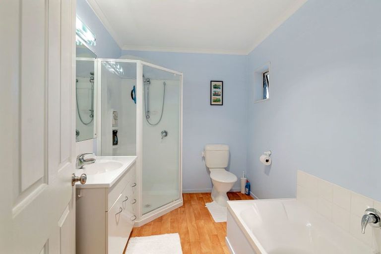 Photo of property in 140 Castlewold Drive, Bethlehem, Tauranga, 3110