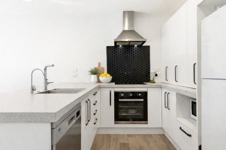 Photo of property in 4/60 Boundary Road, Claudelands, Hamilton, 3214