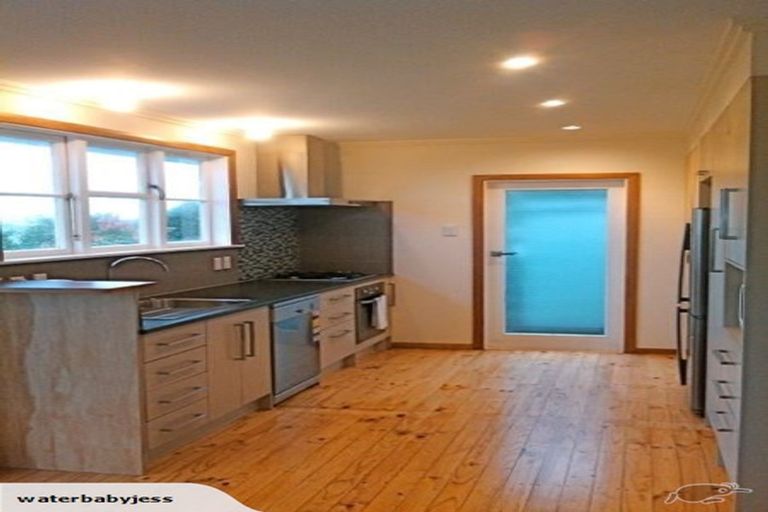 Photo of property in 46 Raukawa Street, Strathmore Park, Wellington, 6022