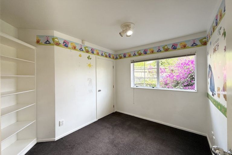 Photo of property in 38a Cherub Place, West Harbour, Auckland, 0618