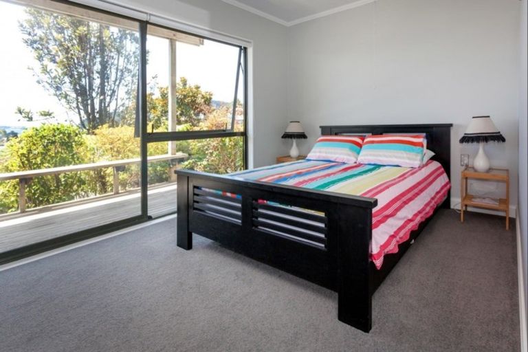 Photo of property in 9 Ridge Road, Tairua, 3508