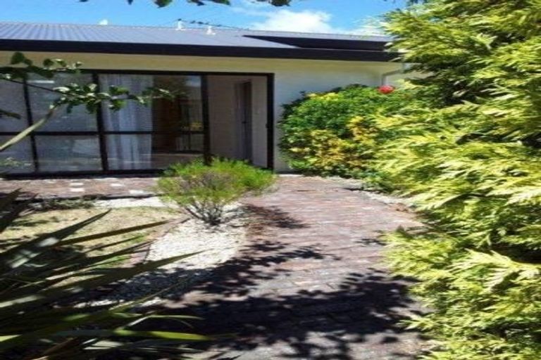 Photo of property in 33m Peverel Street, Riccarton, Christchurch, 8011