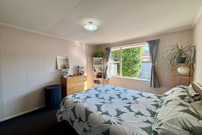 Photo of property in 3/5 Division Street, Riccarton, Christchurch, 8041