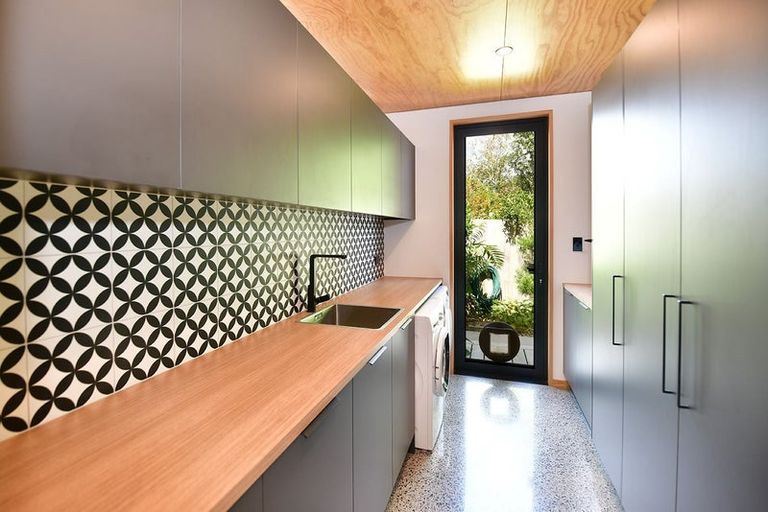 Photo of property in 59 The Circle, Manly, Whangaparaoa, 0930