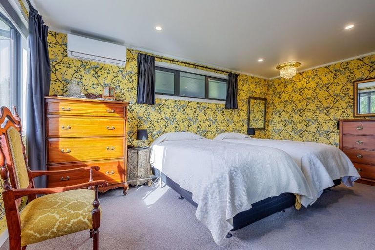 Photo of property in 100 Cole Street, Dannevirke, 4930