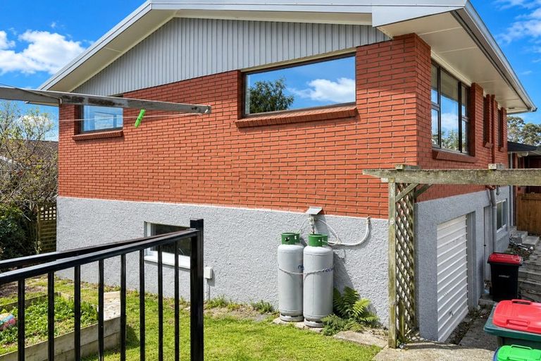 Photo of property in 16 Kinmont Crescent, Kinmont Park, Mosgiel, 9024