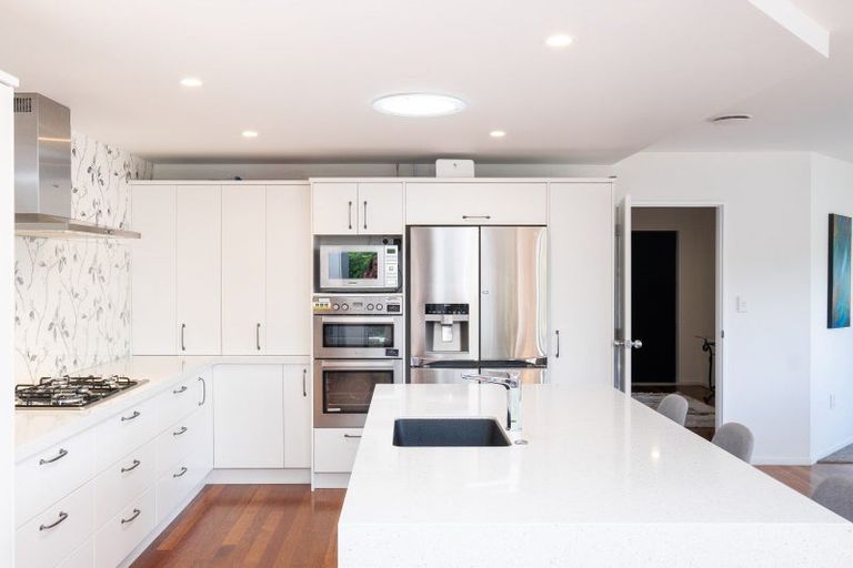 Photo of property in 86 Rochfort Road, Havelock North, 4130