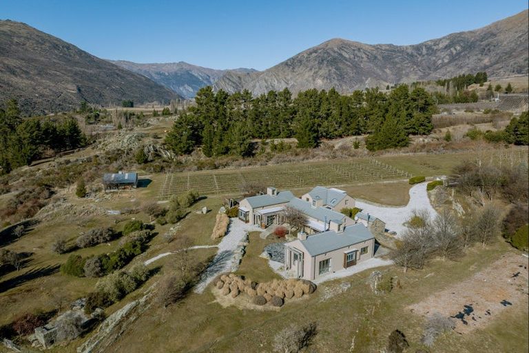 Photo of property in 2139 Gibbston Highway, Gibbston, Queenstown, 9371