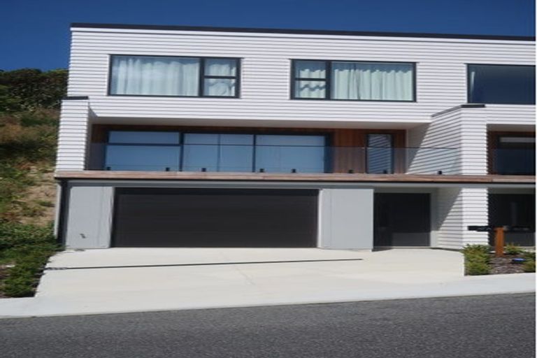 Photo of property in 47b Spyglass Lane, Whitby, Porirua, 5024