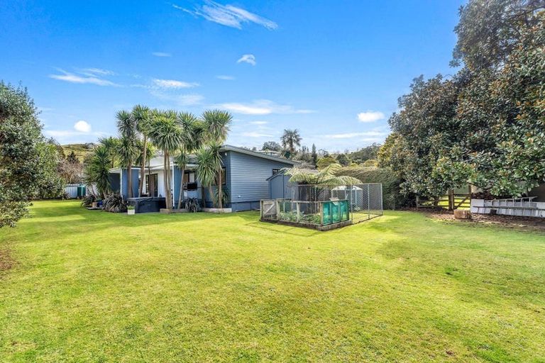 Photo of property in 1a Ocean Beach Road, Tairua, 3508