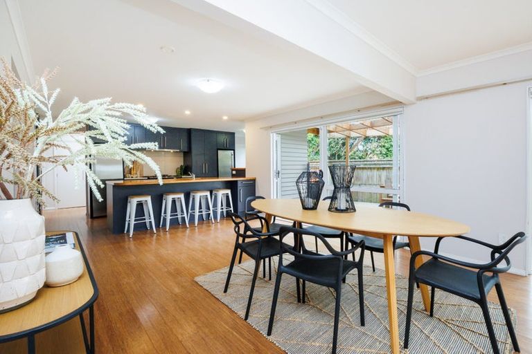 Photo of property in 221b Victoria Avenue, Hokowhitu, Palmerston North, 4410