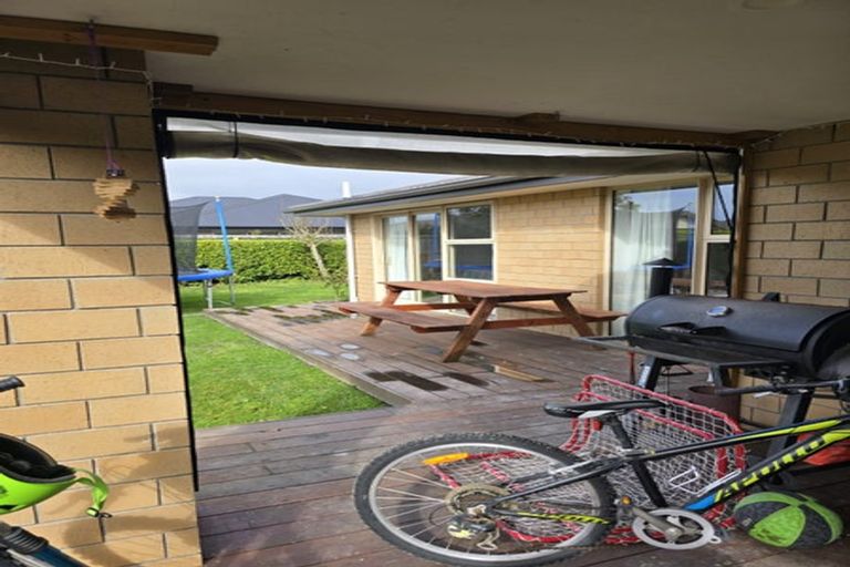 Photo of property in 77 Whincops Road, Halswell, Christchurch, 8025