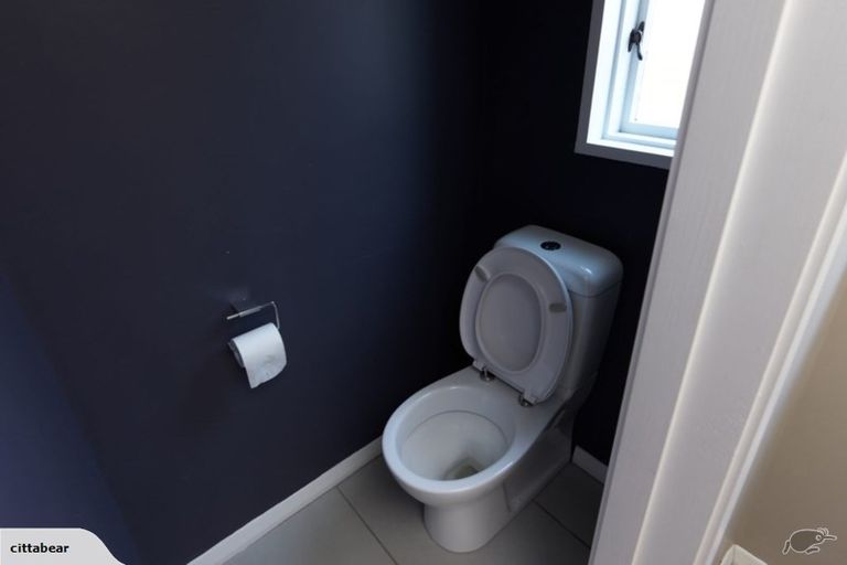 Photo of property in 40 Derwent Street, Island Bay, Wellington, 6023