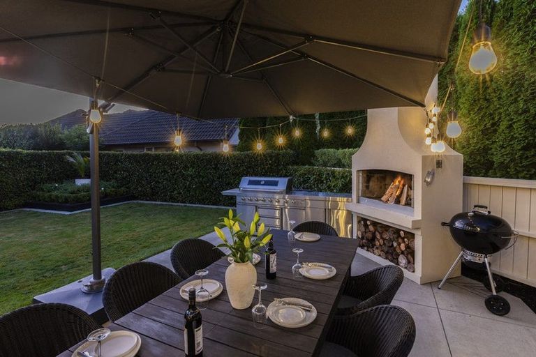 Photo of property in 10 Mica Place, Northwood, Christchurch, 8051