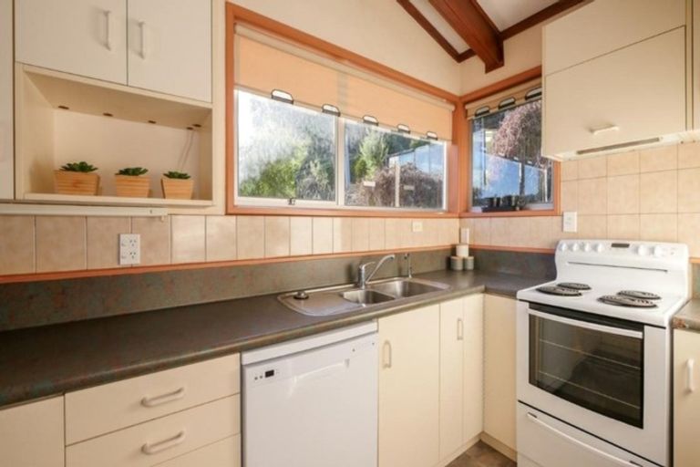 Photo of property in 50 Hocken Street, Kenmure, Dunedin, 9011