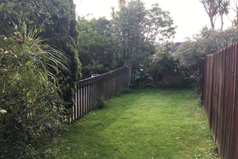 Photo of property in 3 Beulah Avenue, Rothesay Bay, Auckland, 0630