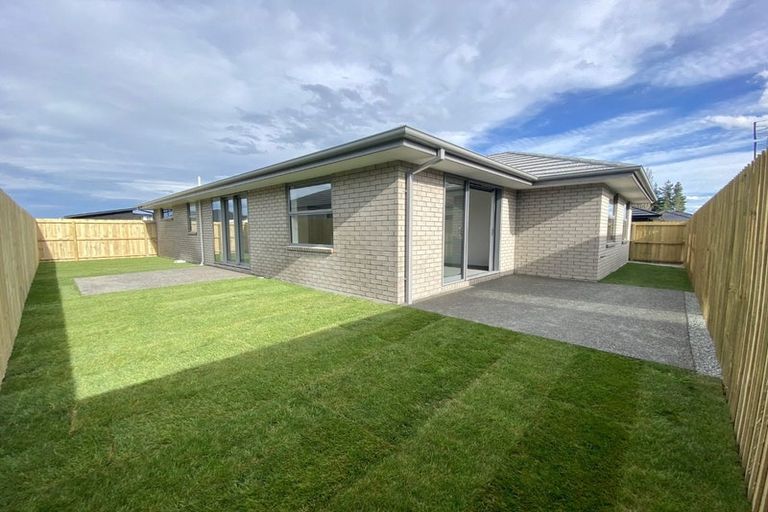 Photo of property in 7 Sarah Nicholls Street, Belfast, Christchurch, 8051