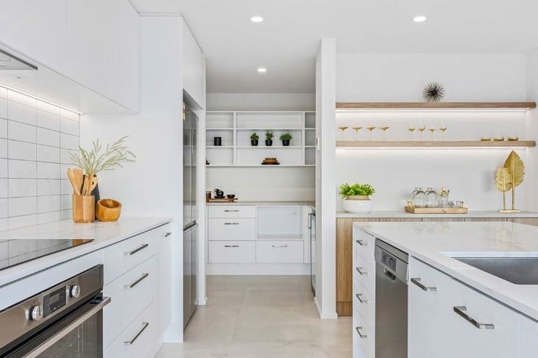 Photo of property in 4 Timara Crescent, Marshland, Christchurch, 8083