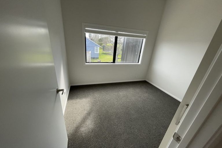 Photo of property in 70b Arimu Road, Papakura, 2110