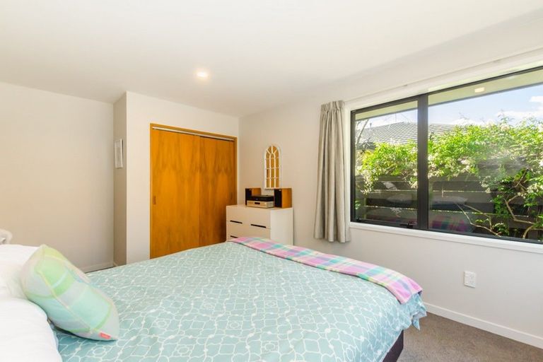 Photo of property in 76 Kapanui Road, Waikanae, 5036