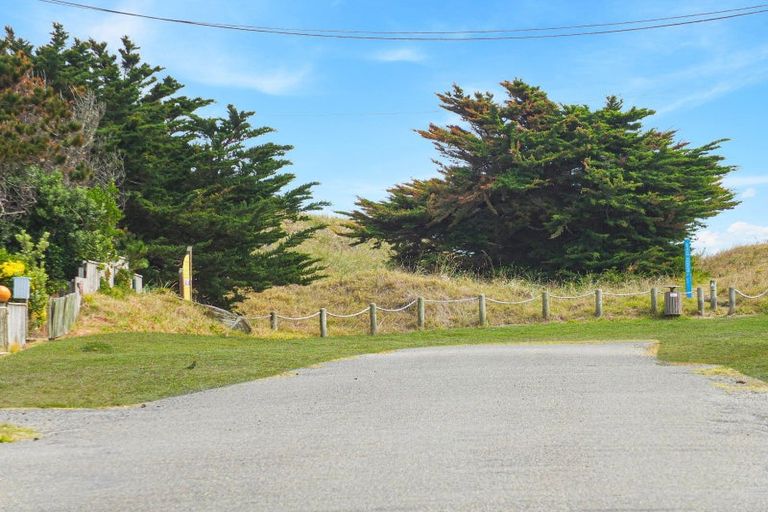 Photo of property in 14 Mack Street, Foxton Beach, Foxton, 4815