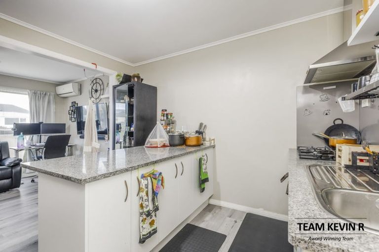 Photo of property in 2/30 Union Street, Papakura, 2110