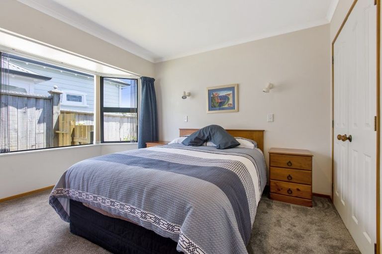 Photo of property in 1/18 Karamu Street, Te Atatu Peninsula, Auckland, 0610