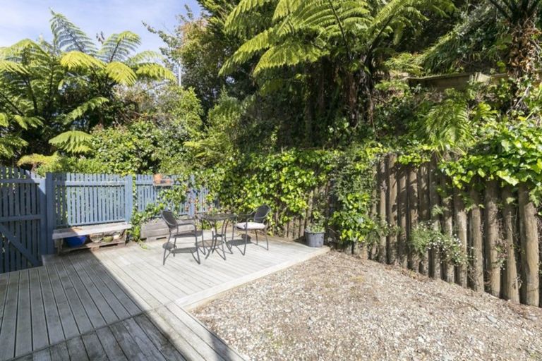 Photo of property in 8 Darwin Street, Karori, Wellington, 6012