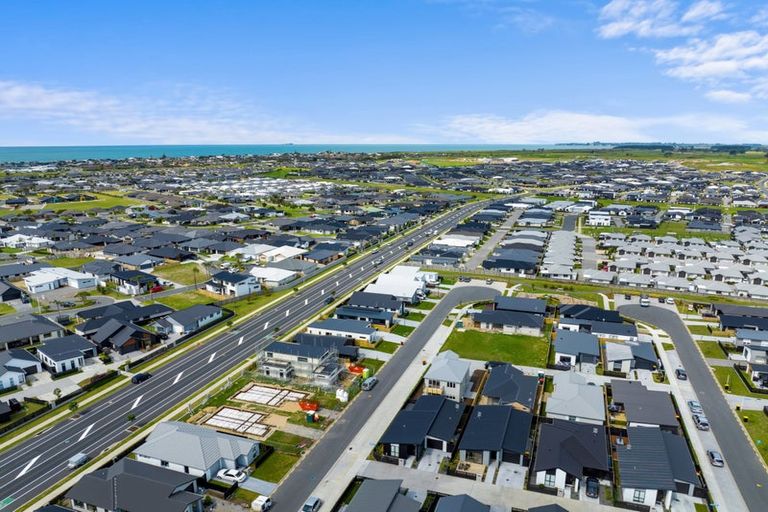 Photo of property in 8 Plow Way, Papamoa, 3118