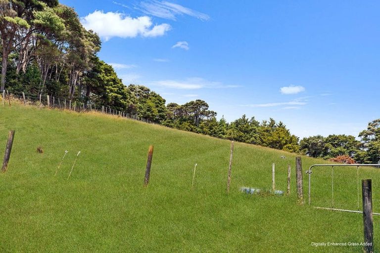 Photo of property in 50 Waitoki Road, Waitoki, Kaukapakapa, 0871