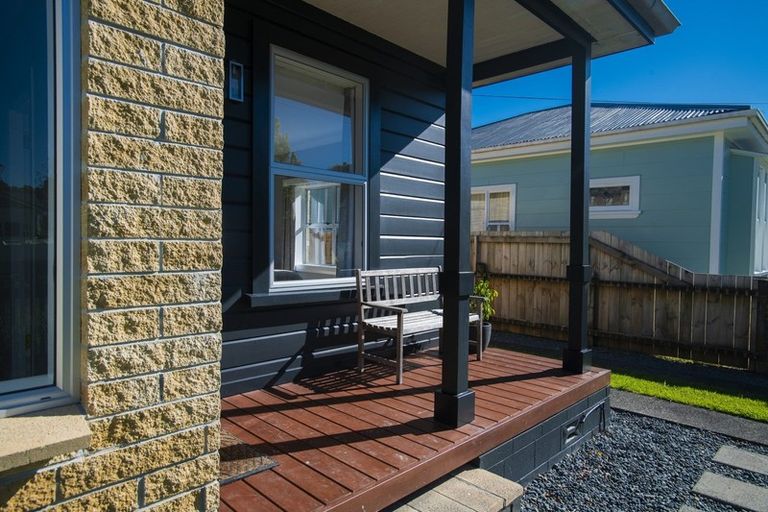 Photo of property in 160 Fox Street, Whataupoko, Gisborne, 4010