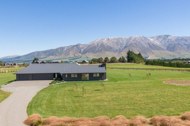 Photo of property in 17/543 Zig Zag Road, Windwhistle, Hororata, 7572