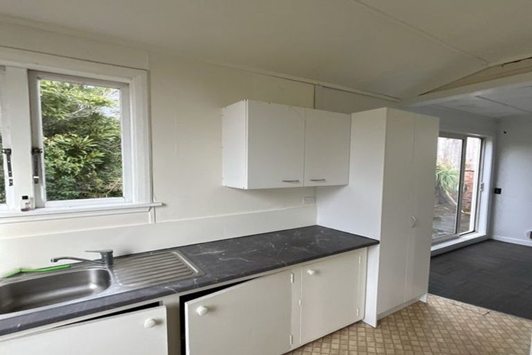 Photo of property in 22 Lawrence Street, Newtown, Wellington, 6021