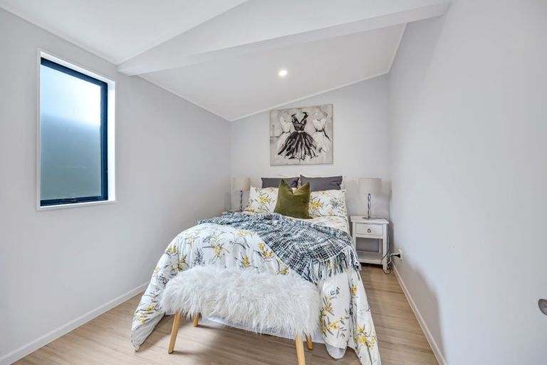 Photo of property in 12 Huber Street, Weymouth, Auckland, 2103