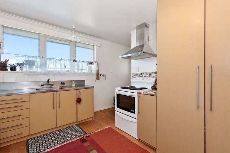 Photo of property in 74 Aurora Terrace, Hillcrest, Hamilton, 3216