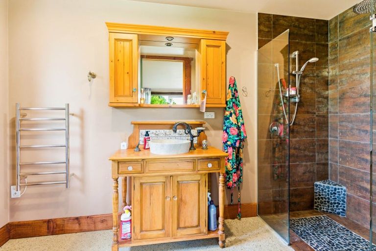 Photo of property in 71 Blackhead Road, Blackhead, Dunedin, 9076